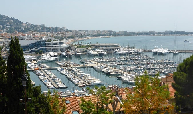 Vieux Port em Cannes Foto